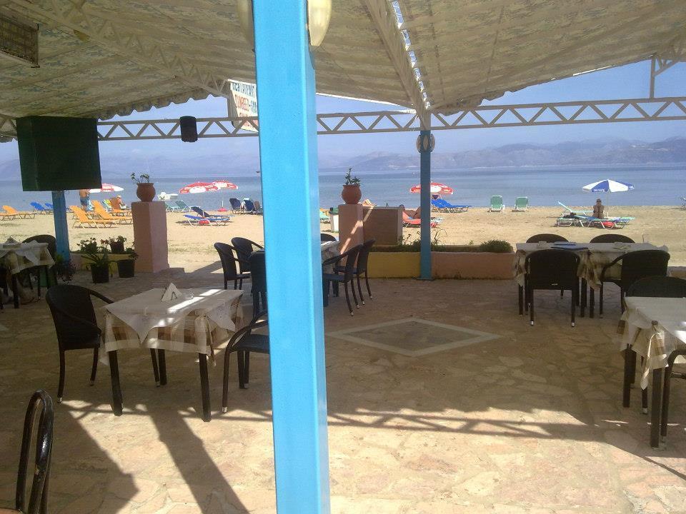 Nikolas Club Kávos Buitenkant foto